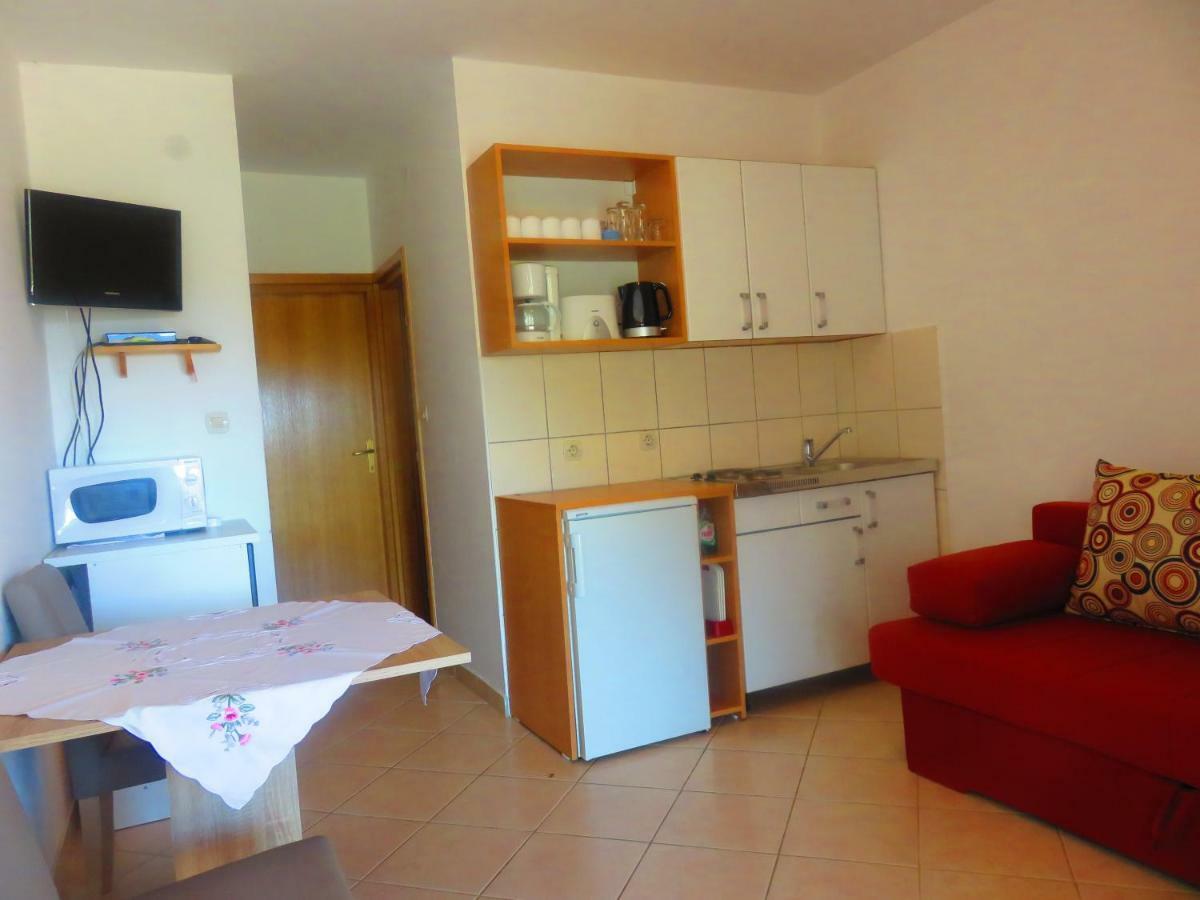 Apartment Pezic Krk Town Εξωτερικό φωτογραφία